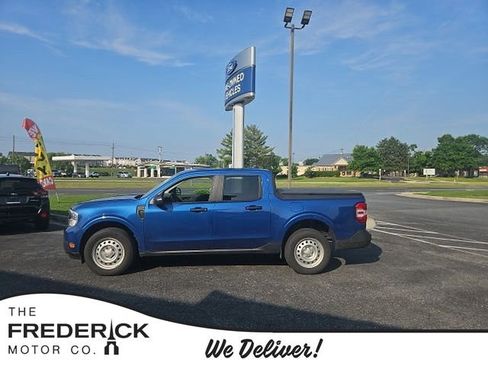 Used 2024 Ford Maverick XL FWD image 1