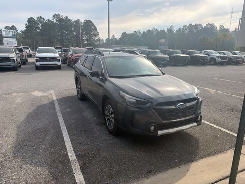 Used 2024 Subaru Outback Limited XT w/ Popular Package #2 AWD/4WD image 3
