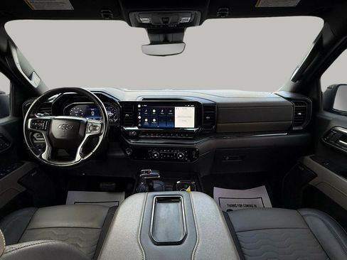 Used 2022 Chevrolet Silverado 1500 ZR2 w/ Technology Package image 25