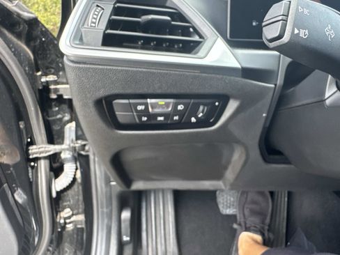 Used 2024 BMW 330i Sedan image 30