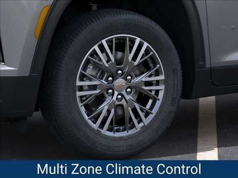 New 2026 Chevrolet Traverse LT image 10