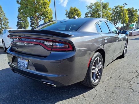 Used 2018 Dodge Charger GT image 19