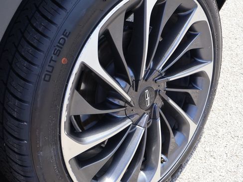 Used 2023 Lincoln Aviator Reserve w/ Equipment Group 201A RWD image 54