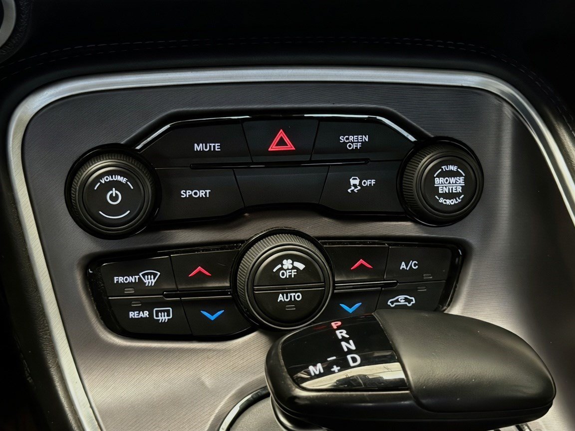 Used 2019 Dodge Challenger SXT w/ Blacktop Package RWD image 10