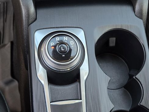 Used 2022 Ford Escape Titanium image 16