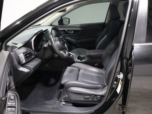 Used 2025 Subaru Outback Limited image 10