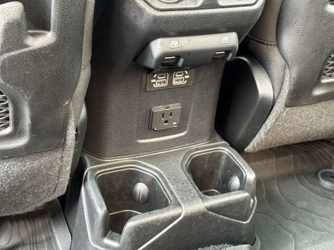 Used 2021 Jeep Gladiator Mojave image 11