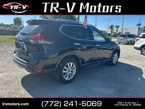 Used 2020 Nissan Rogue SV FWD image 8