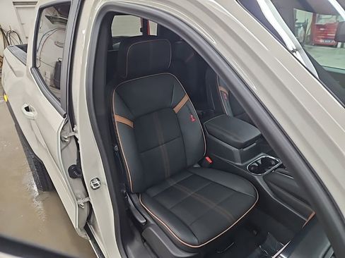 New 2026 GMC Canyon AT4 image 35