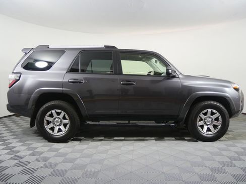 Used 2014 Toyota 4Runner Trail image 2
