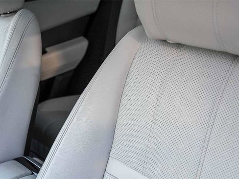 Used 2021 Land Rover Range Rover Velar S image 25