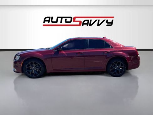 Used 2021 Chrysler 300 S RWD image 4
