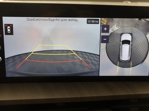 Used 2024 Kia Telluride SX image 18