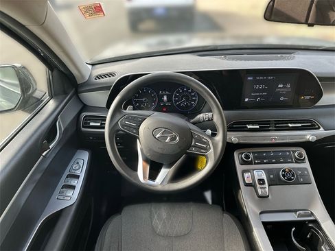 Used 2021 Hyundai Palisade SE image 12