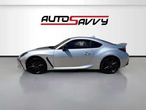 Used 2024 Toyota GR86 Premium image 4