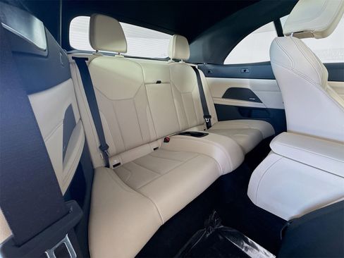 Certified 2023 BMW 430i Convertible w/ Premium Package image 28