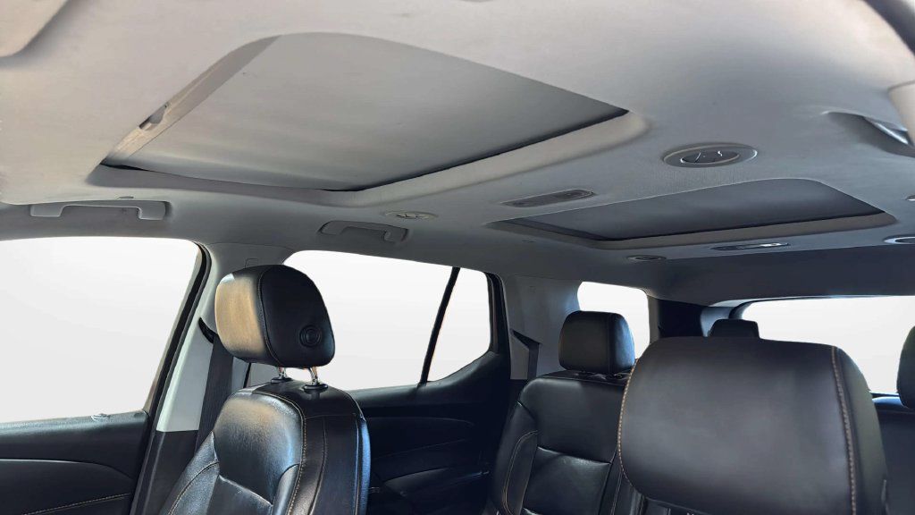 Used 2021 Chevrolet Traverse RS w/ LPO, Floor Liner Package AWD/4WD image 35