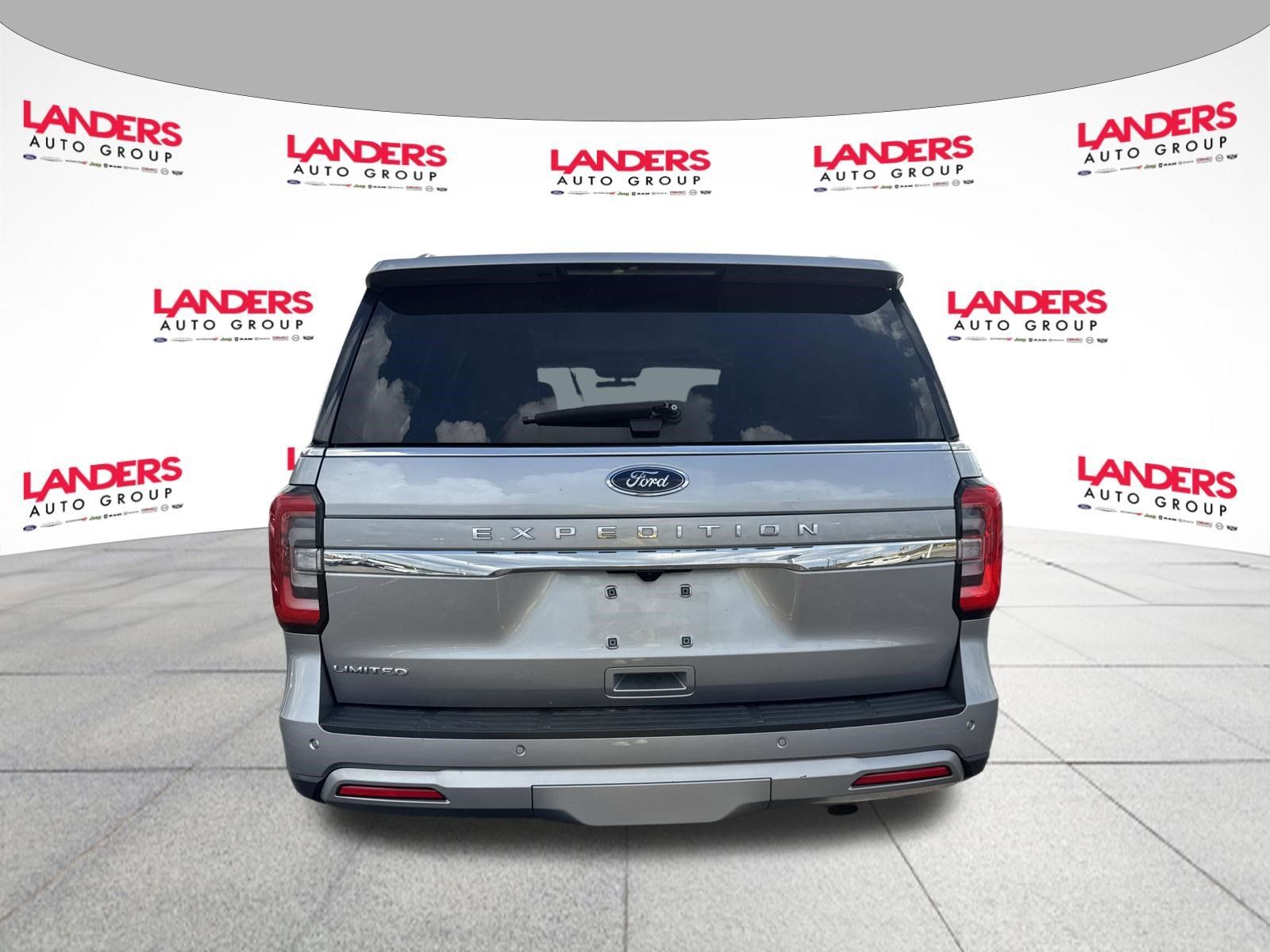Used 2024 Ford Expedition Limited RWD image 4