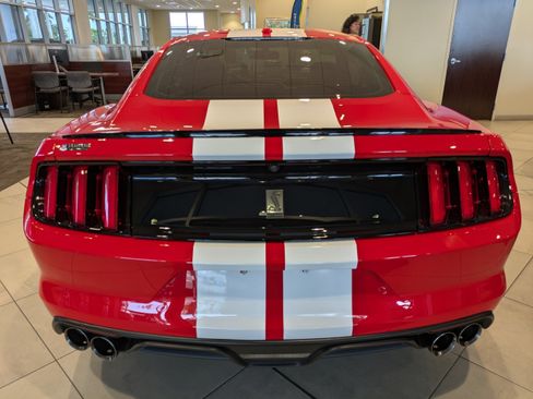 Used 2016 Ford Mustang Shelby GT350 w/ Technology Package RWD image 4