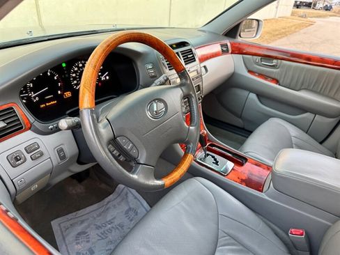 Used 2006 Lexus LS 430 image 17