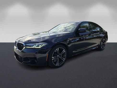 Used 2023 BMW M5 w/ Executive Package image 7