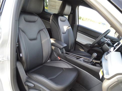 New 2026 Jeep Compass Limited image 30