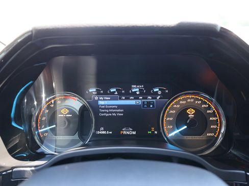 Used 2019 Ford F150 Lariat w/ Equipment Group 502A Luxury AWD/4WD image 24