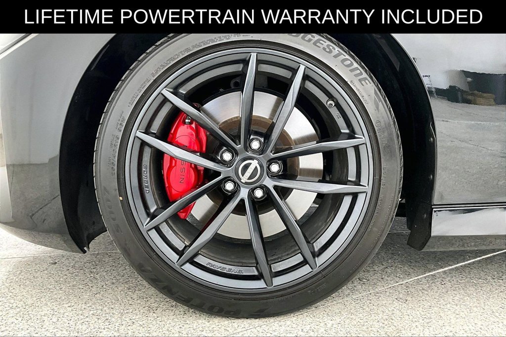 Used 2025 Nissan Z Performance w/ Floor Mat Package RWD image 12