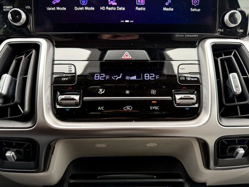Used 2023 Kia Sorento S FWD image 33