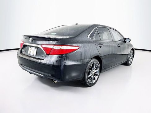 Used 2015 Toyota Camry XSE image 10