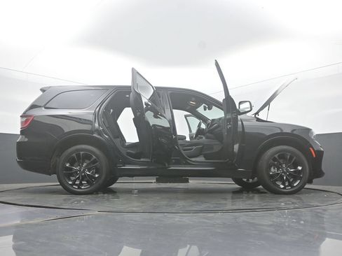 Used 2022 Dodge Durango SXT w/ Blacktop Package AWD/4WD image 63