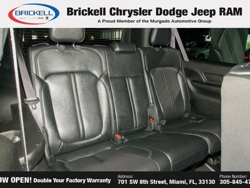 Used 2024 Jeep Wagoneer L Series II RWD image 25
