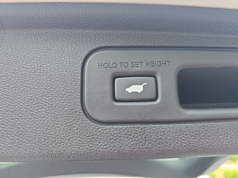 Used 2025 Honda Odyssey Elite image 13