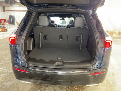 Certified 2023 Buick Enclave Essence w/ Experience Buick Package AWD/4WD image 28
