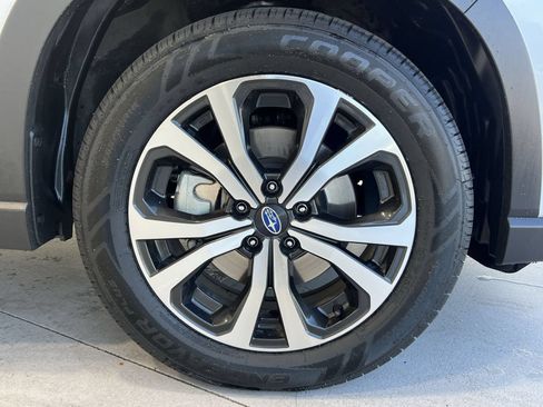 Used 2023 Subaru Forester Limited AWD/4WD image 10