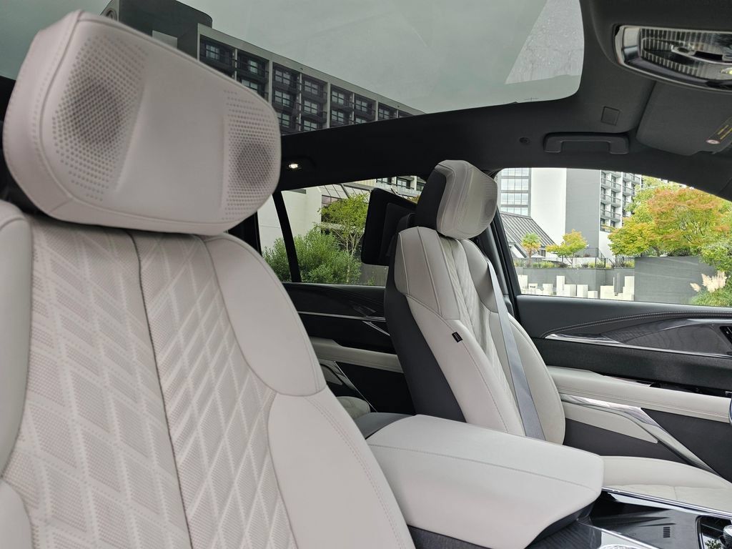 New 2026 Cadillac Escalade IQ Sport 1 w/ LPO, Floor Liner Package AWD/4WD image 11