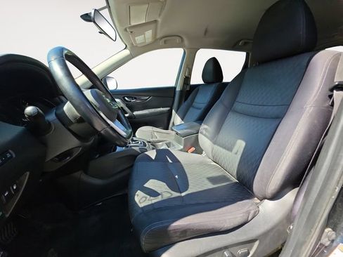 Used 2018 Nissan Rogue SV AWD/4WD image 9
