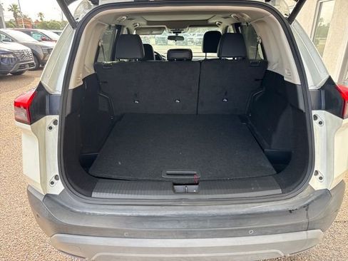 Certified 2023 Nissan Rogue SV w/ SV Premium B Package FWD image 14