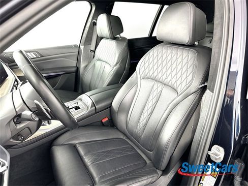 Used 2023 BMW X7 M60i w/ Executive Package image 11