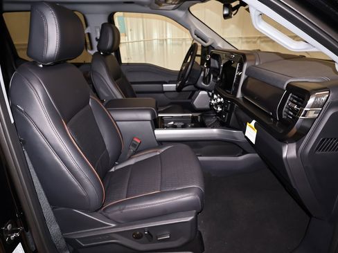 New 2026 Ford F250 Lariat w/ Tremor Off-Road Package image 16