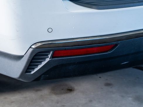 Used 2021 Chevrolet Tahoe Z71 w/ Luxury Package image 26