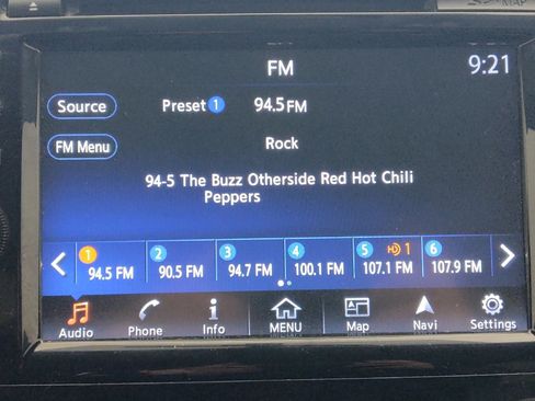 Used 2018 Nissan Murano SL w/ Moonroof Package image 25