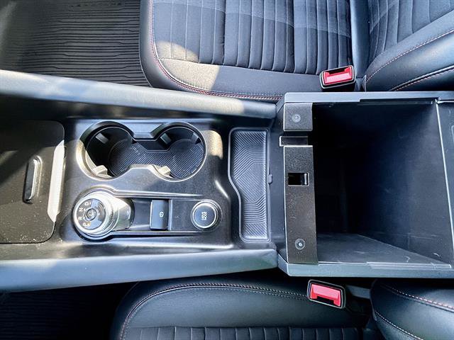 Used 2025 Ford Explorer ST-Line w/ Premium Package RWD image 24