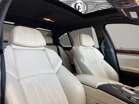 Used 2015 BMW M5 w/ Competition Package image 16