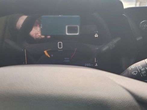 Used 2025 Chevrolet Trax LT w/ Driver Confidence Package image 24