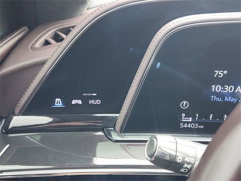 Used 2023 Cadillac Escalade Sport Platinum AWD/4WD image 5