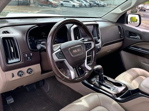 Used 2017 GMC Canyon SLT w/ Driver Alert Package image 17