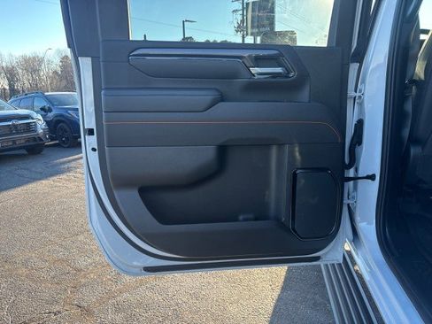 New 2025 GMC Sierra 2500 AT4 w/ AT4 Premium Plus Package image 31