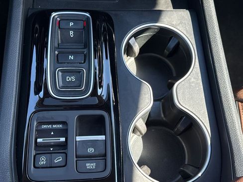 Certified 2023 Honda Pilot Elite image 35