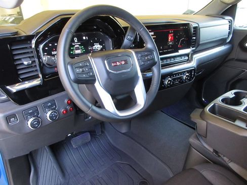 Used 2023 GMC Sierra 1500 Elevation AWD/4WD image 16